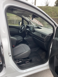 utilitaire renault citroen peugeot ardeche